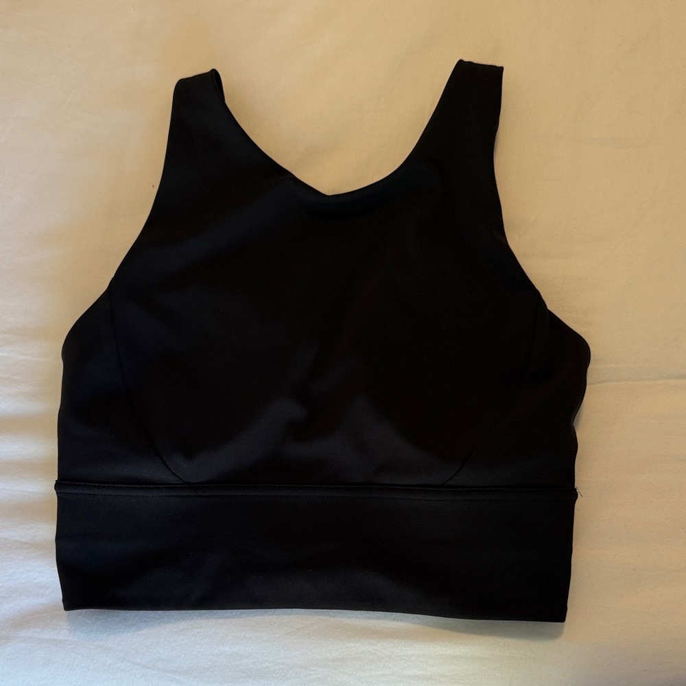 Lululemon women's  Black Sports Bra